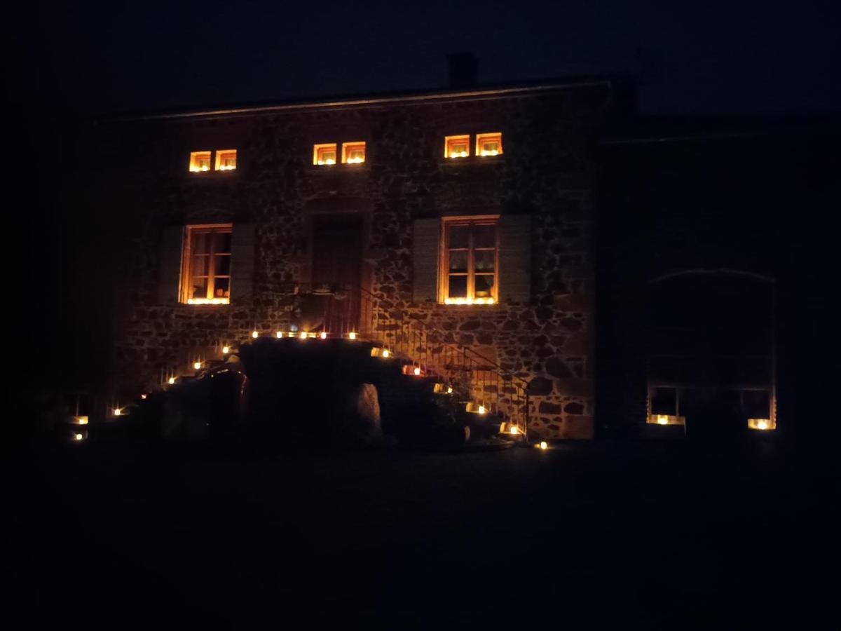 Domaine De La Poyat Bed & Breakfast Legny Ngoại thất bức ảnh