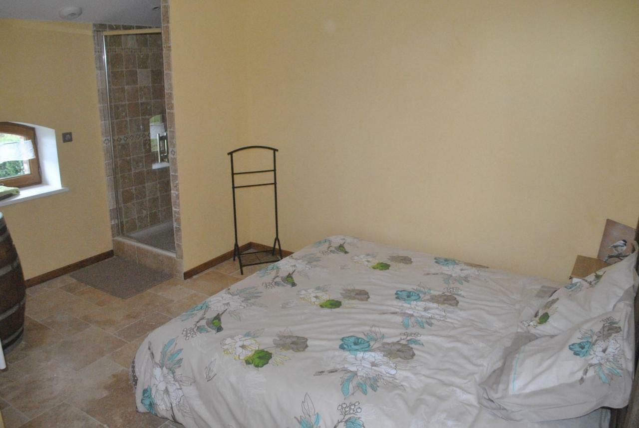 Domaine De La Poyat Bed & Breakfast Legny Ngoại thất bức ảnh