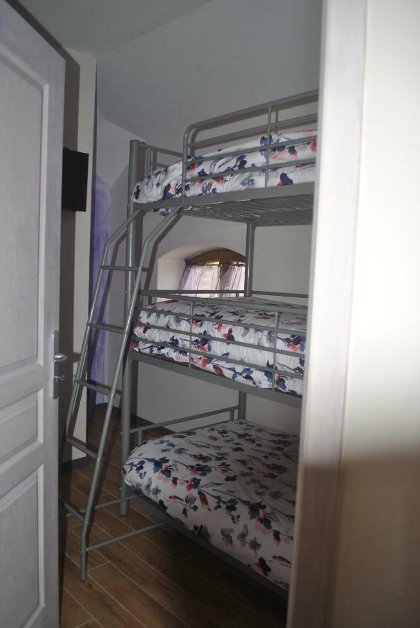 Domaine De La Poyat Bed & Breakfast Legny Ngoại thất bức ảnh